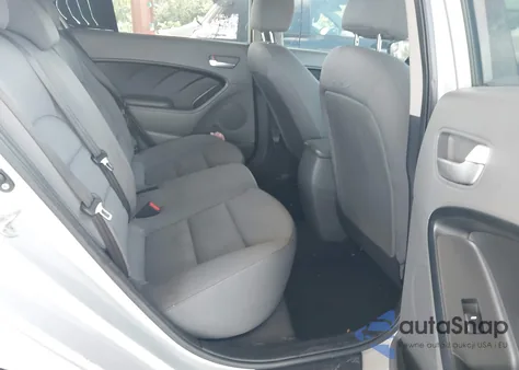 2017 Kia Forte Lx из США, поврежденный, VIN 3KPFK4A74HE079750